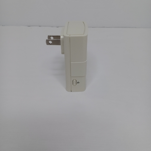 Netgear Powerline 500 Adapter XAV5221 Tested & Reset - Picture 2 of 9